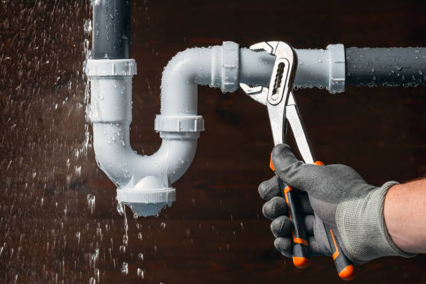 Professional Water Heater Repair technician working in Madisonville, TX